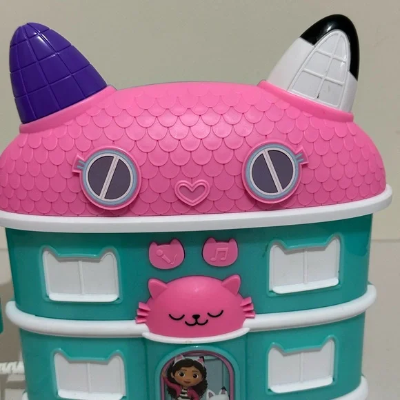 Gabby’s Dollhouse Sing-a-long Boombox - Picture 2 of 4